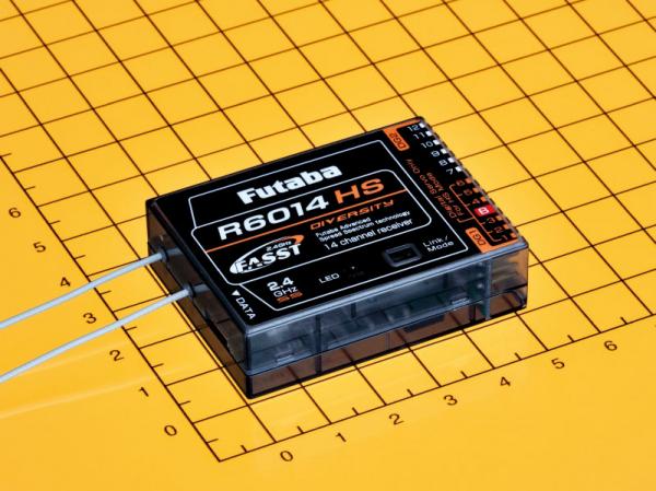 Robbe - Futaba Trasmitter FX-30 2,4GHz / R6014 FASST # F8050 | Live-Hobby.de